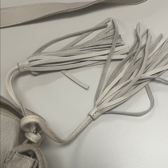 Cut n’ Paste Los Angeles Anthro Cream Leather Crossbody Bag - Picture 3 of 13